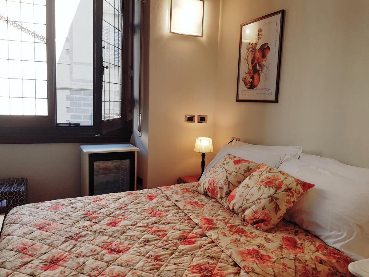 Lady Luna B&B Firenze Eksteriør billede